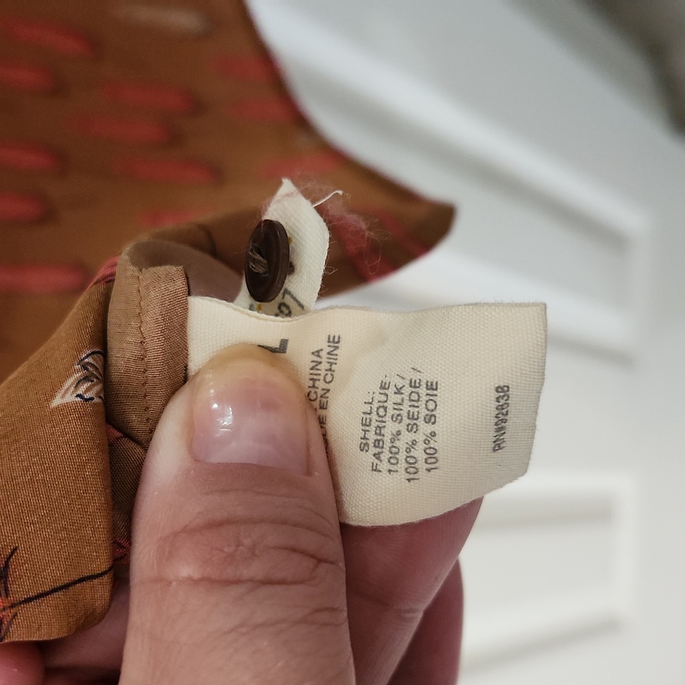 Fossil Feathers 100% Silk Button Down - image 7